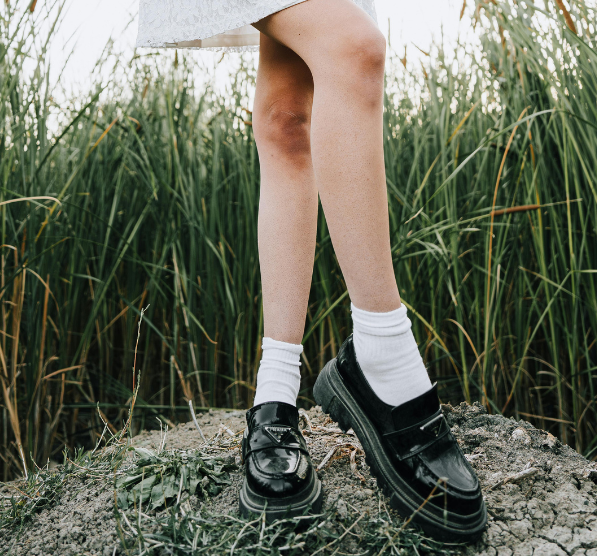 how to style loafers this spring season